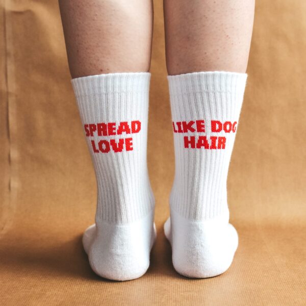 Socken "Spread love like dog hair" – Bild 4